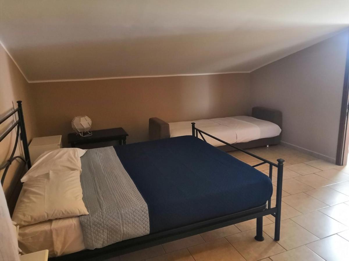 Ferienwohnung La Mansardina Sulmona Exterior foto